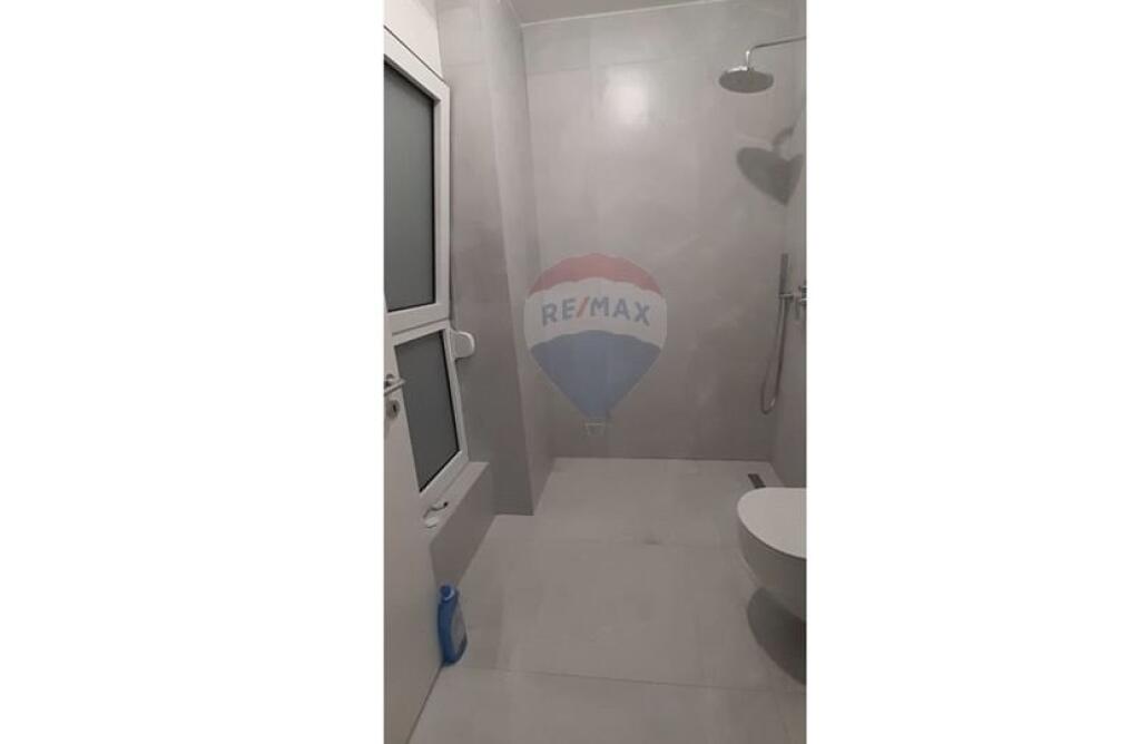 Studio Apartment for Rent – “Mangalem” Complex, Tirana