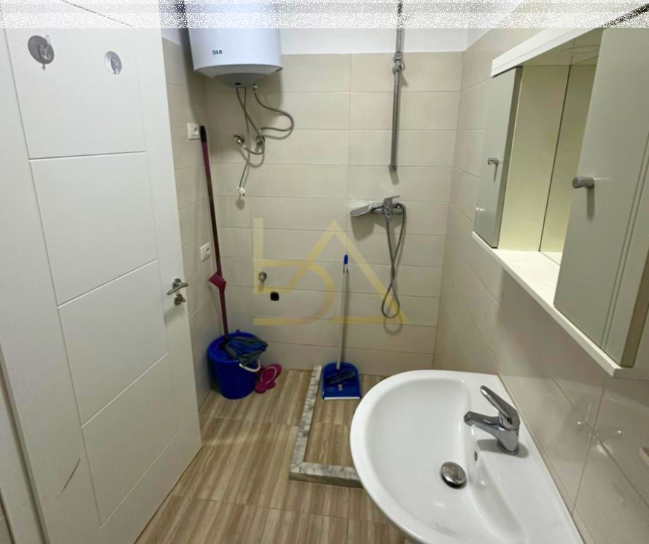 Shitet Apartament – Kompleksi i Hotel Willson, Shëngjin