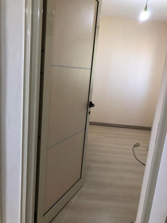 SHITET SHTEPI PRIVATE 1KATESHE 275 M2 MEZEZ 11.500.000 LEKE