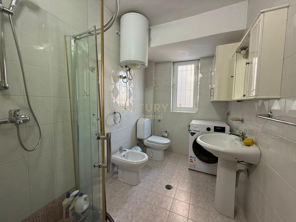 Apartament 1+1 Me Qira në Irfan Tomini, Tiranë 500 € /Muaj