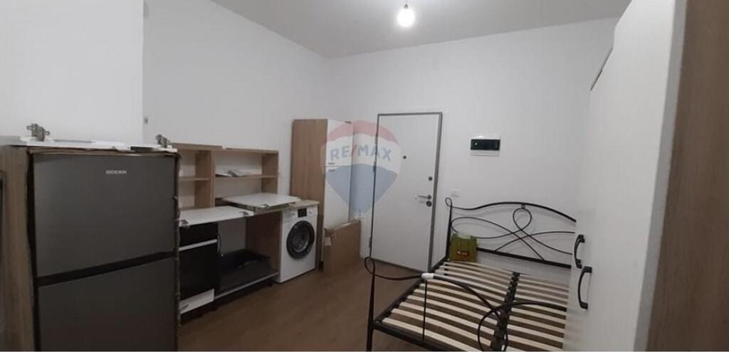 Studio Apartment for Rent – “Mangalem” Complex, Tirana