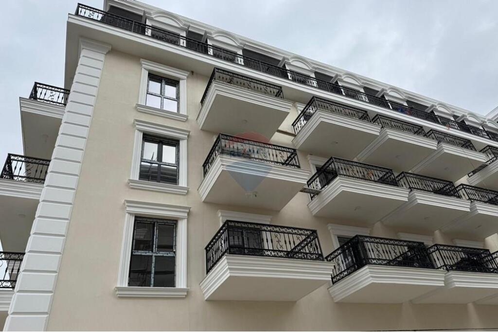 APARTAMENT 2+1+2 PER SHITJE TE PORTA TIRANA E RE