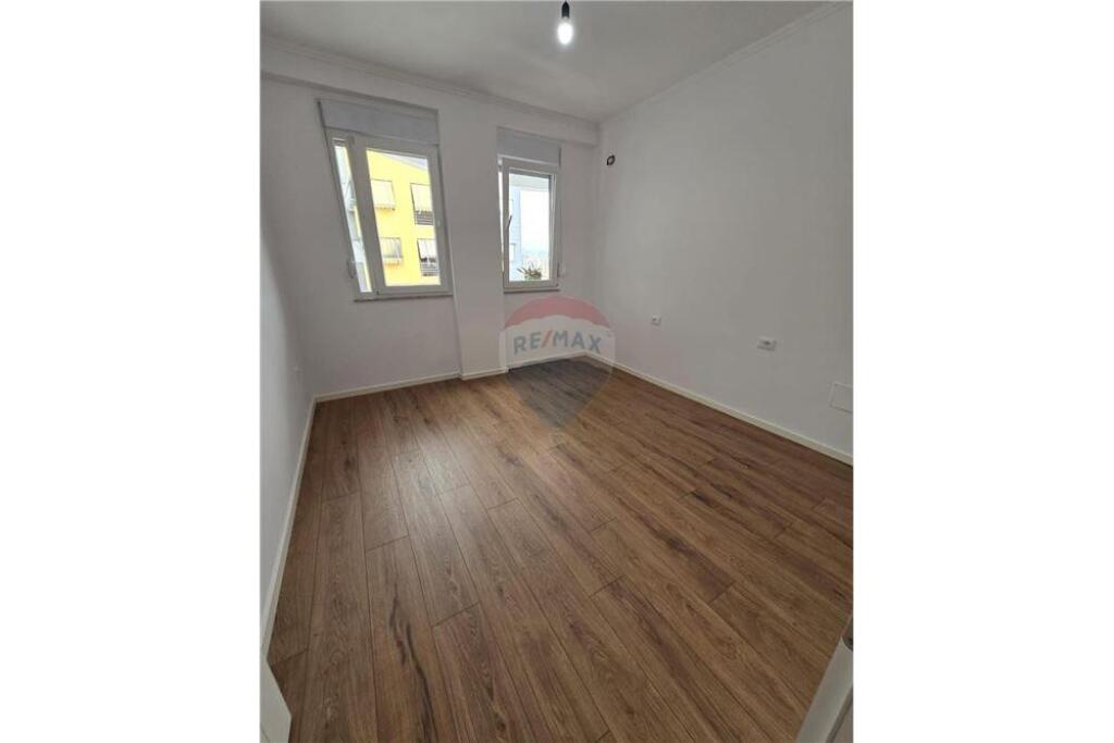 SHITET APARTAMENT 2+1+2 TE CONDOR CENTER 21-SHI