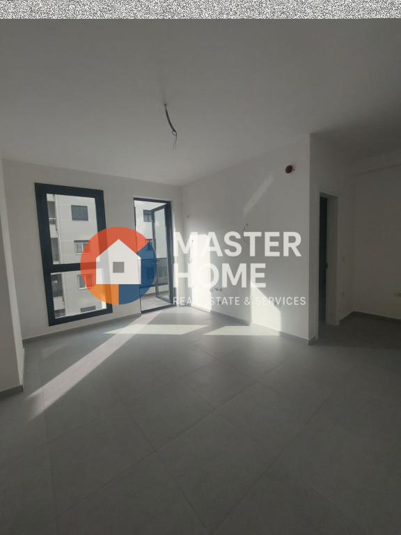 🏡 Studio në shitje – Lungomare, Vlorë
