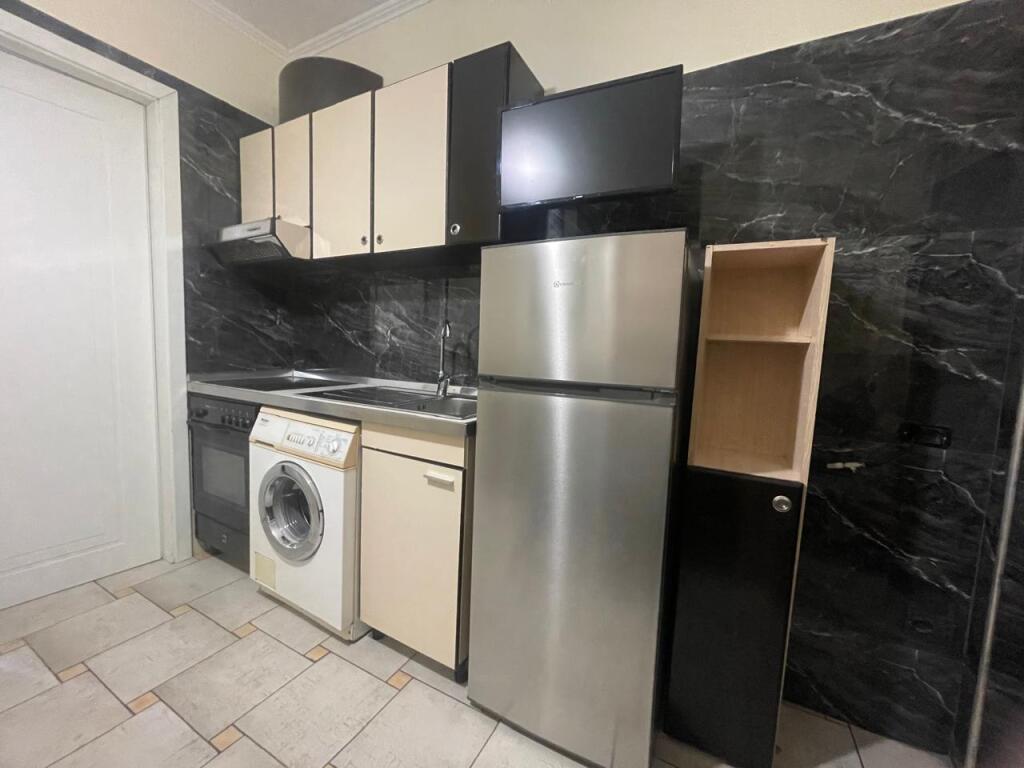 Apartament me qera 1+1, 5 MAJI 450 EURO