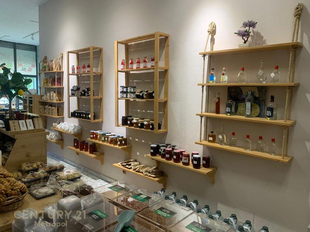 Organic food shop for sale, fully equipped!