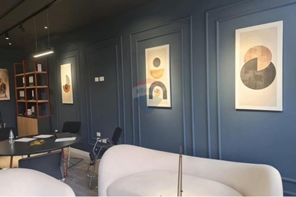 Shop for sale at ELEONORA