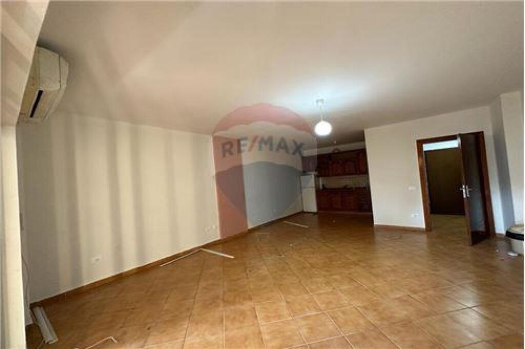 Apartament 3+1+2 Ambasada Amerikane