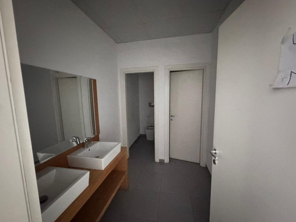 SPACE FOR RENT 384 M2 IN ALI DEMI !