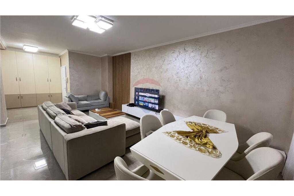 Rruga Abdi Toptani, Tirane, Apartament Per Qira
