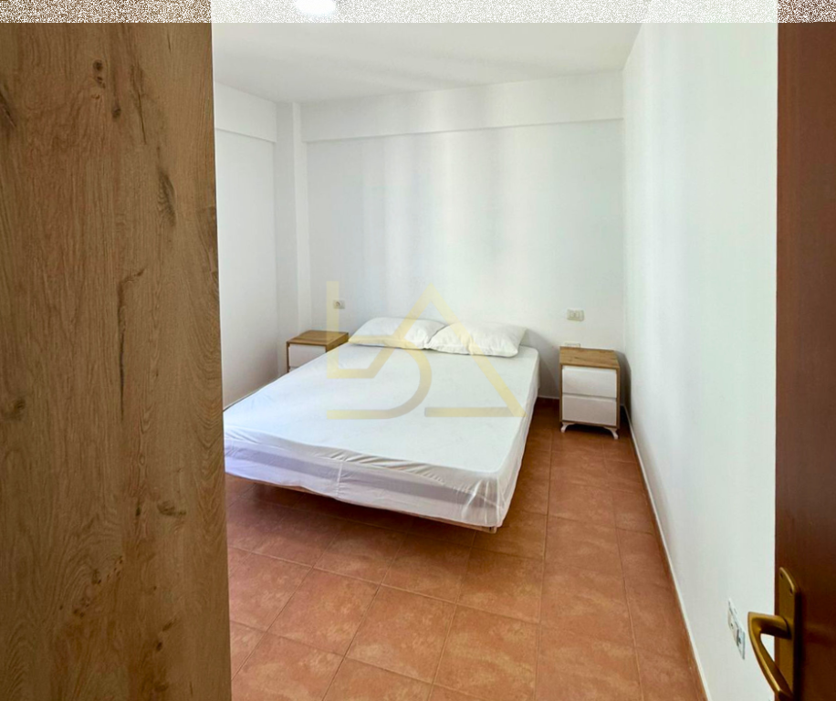 Shitet Apartament në Shëngjin