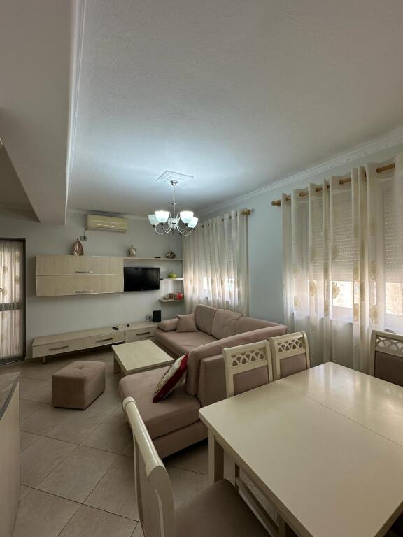 Qera, Apartament 2+1 , Don Bosko