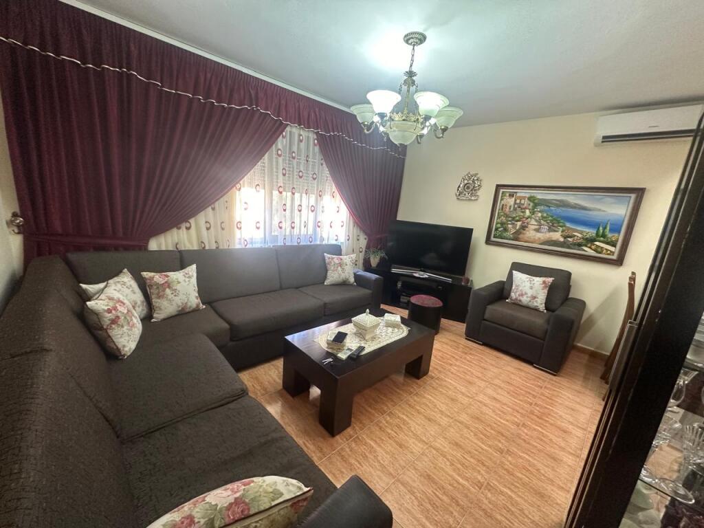 🏢A few minutes away from New Bazaar, a 2+1 furnished apartment is for rent, 60,000 Leke