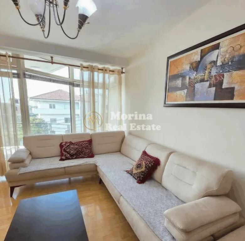 Qera, Vile 3 Kateshe, ne Farke, 1300 euro/muaj.