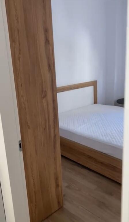 Apartament me qera 2+1 - 📍Pazari Ri