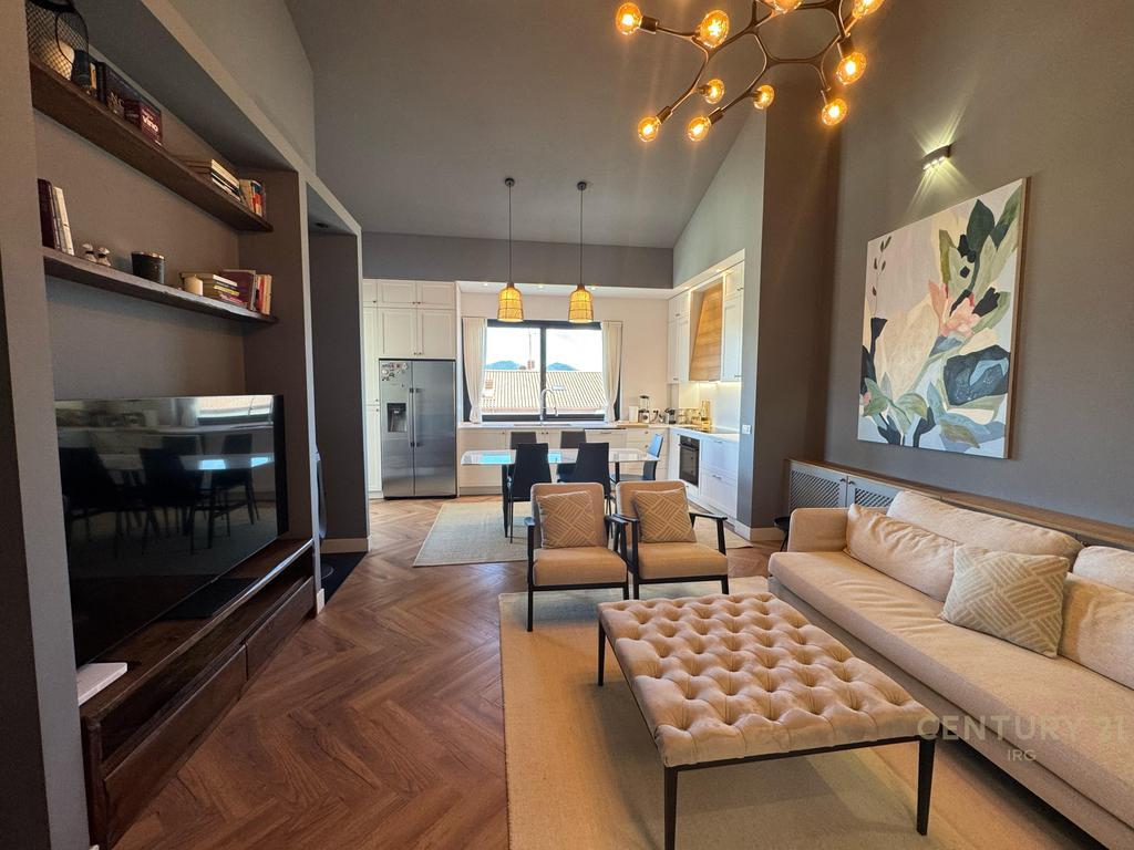 Apartment 3+1 at Porta e Gjelber Residence