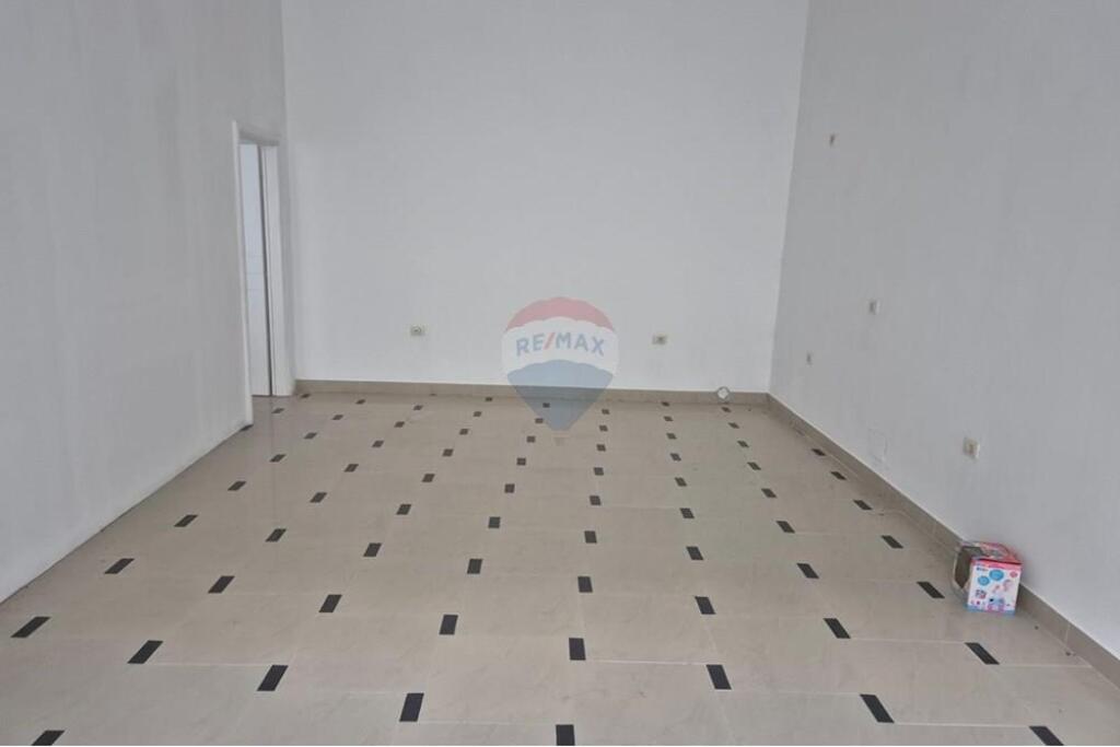 Shop for rent near Kodra e Diellit !