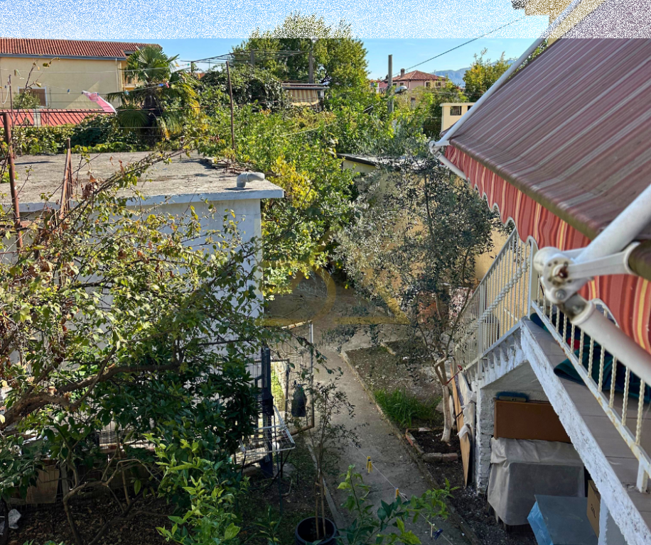 Affittasi villa tradizionale a Scutari