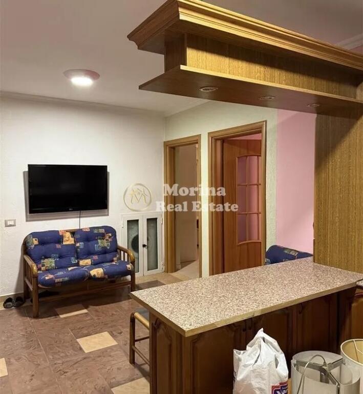 Qera, Apartament, 3+1, Xhamllik, 700 euro/muaj