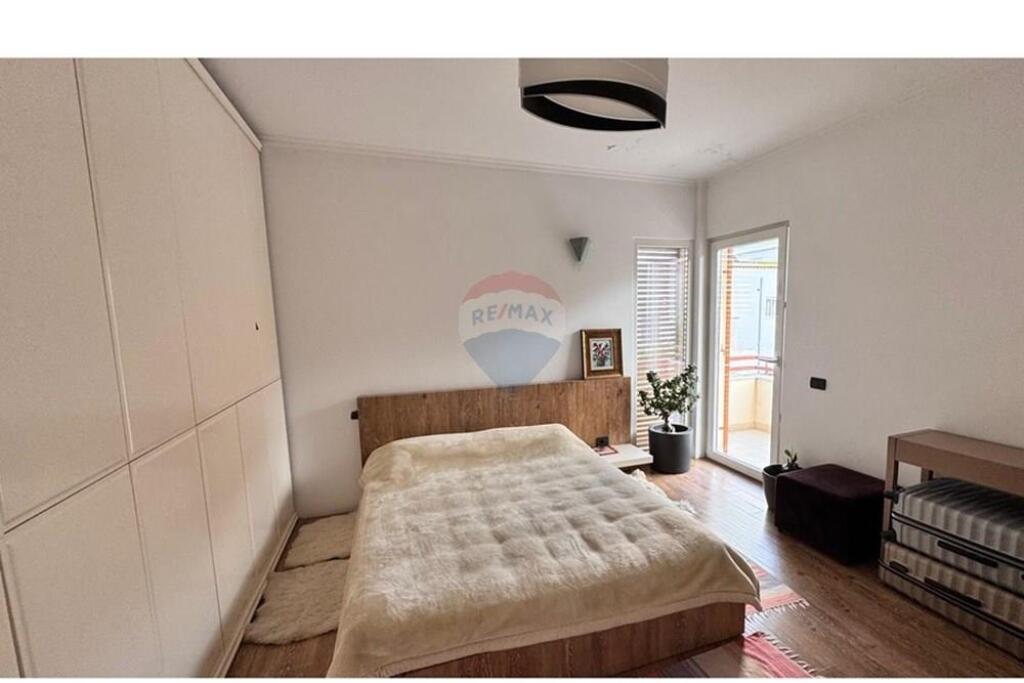 Apartament 3+1 me qira te 5 Maji