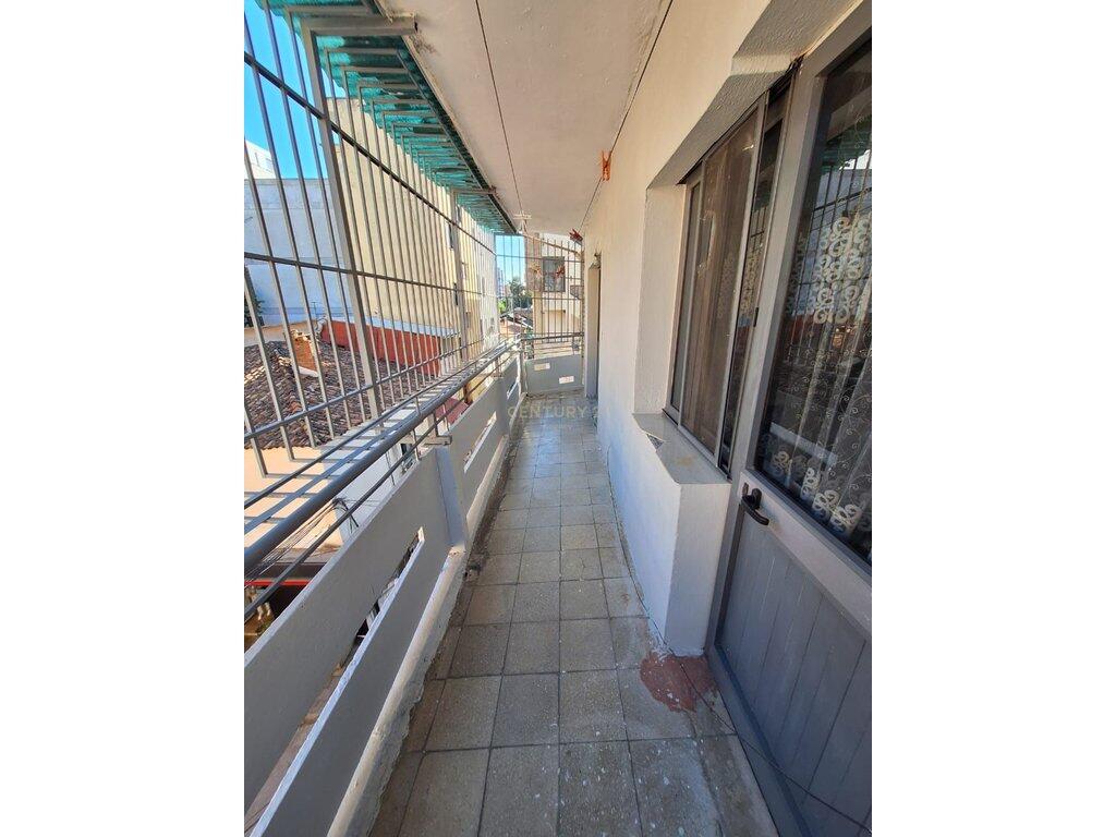 Apartament 2+1 me Qira – Zona 21 Dhjetori, Tiranë