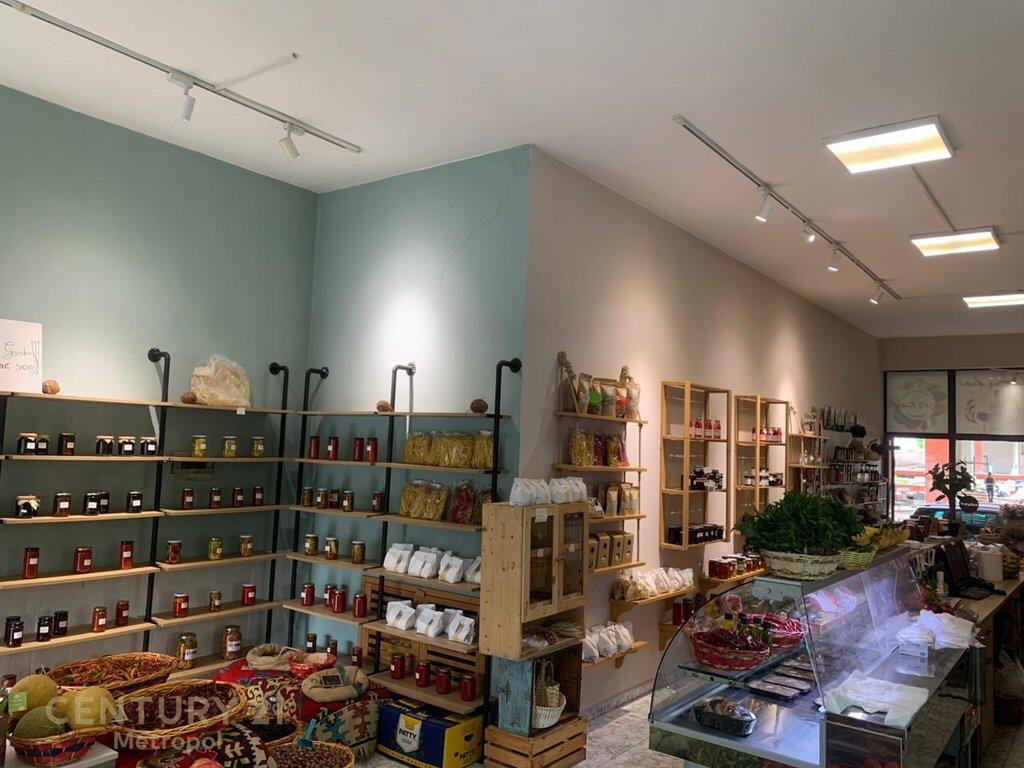 Organic food shop for sale, fully equipped!