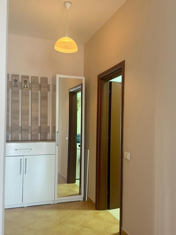 In affitto Appartamento 2+1, Via Jordan Misja, ,600 mila lek