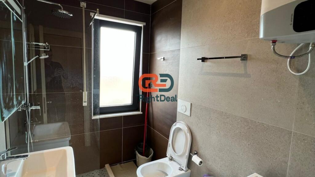 Al Viale Zogu I Pare, Appartamento 1+1 + Posto Auto in Affitto!