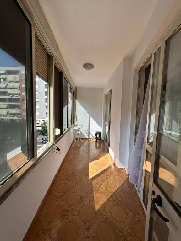 Qera , Apartament 2+1+2 ,Astir