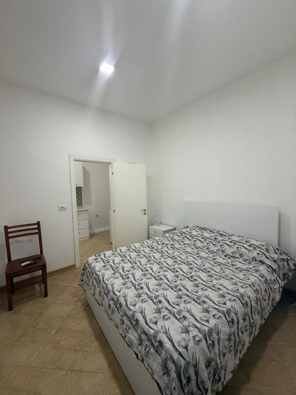 1+1 in affitto 50 m2 a Kodra e Diellit 25.000 Leke