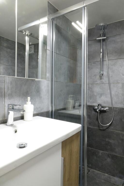 Apartment For Rent 2+1 Near Willson Square (ID B221359) Tirana
