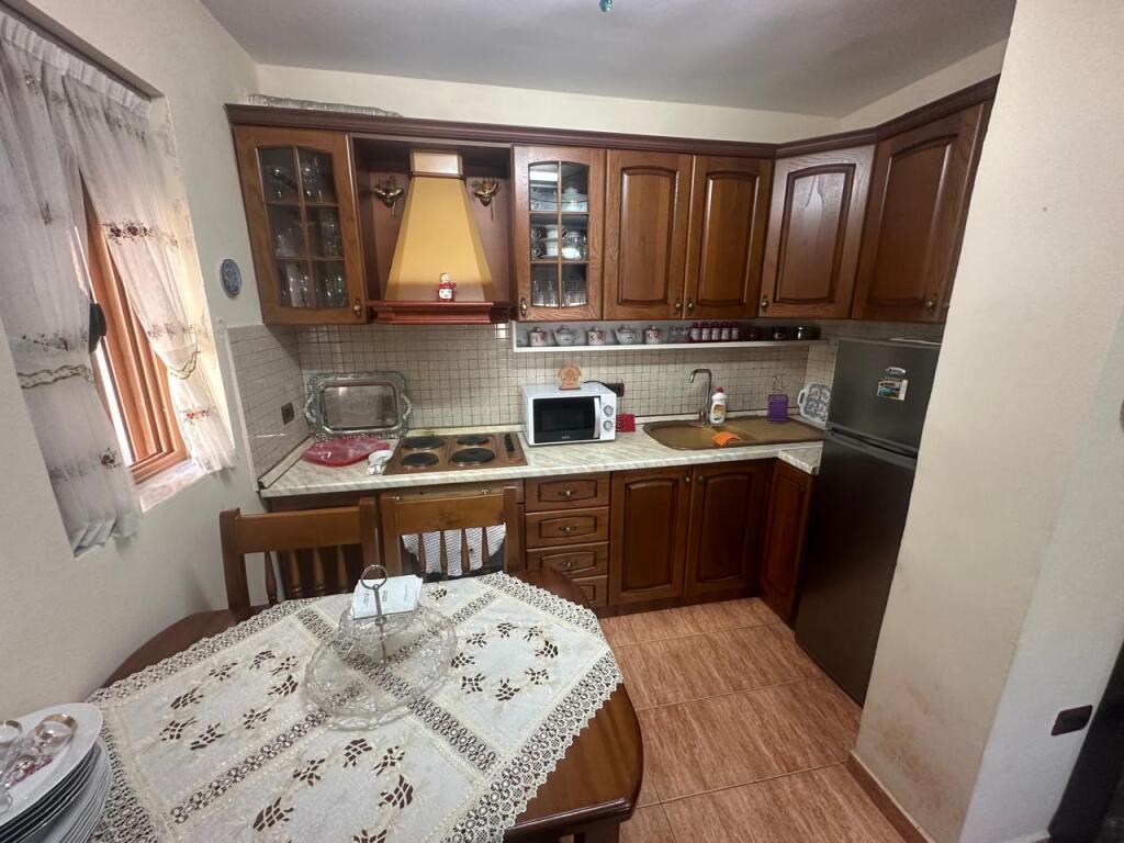 🏢A few minutes away from New Bazaar, a 2+1 furnished apartment is for rent, 60,000 Leke