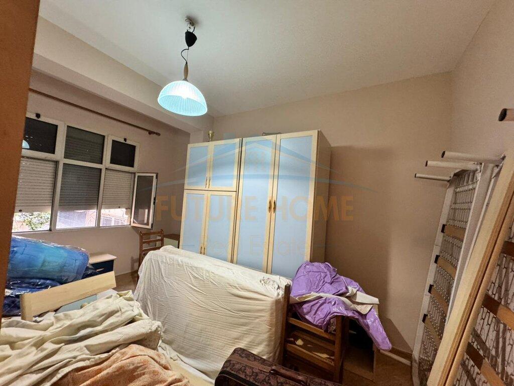 Qira, Apartament 3+1+Depo, Bulevardi Zogu I, Tiranë