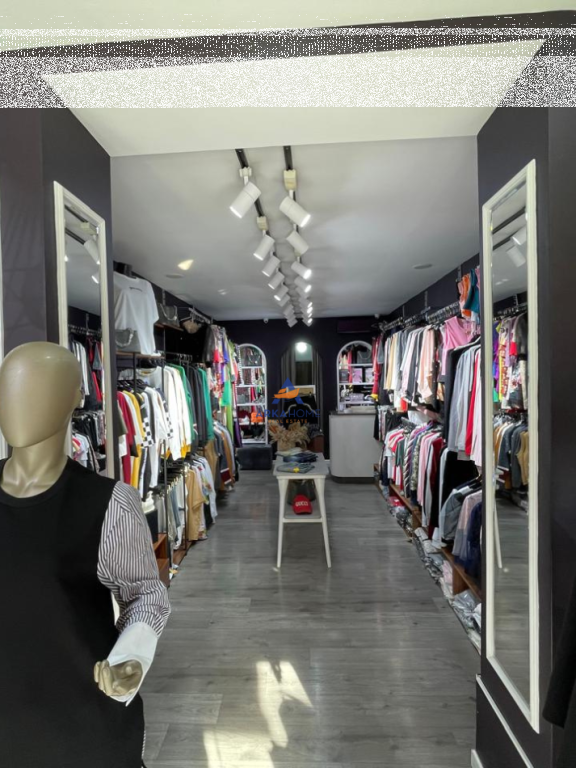 SHITET BIZNESI 45M2 "RRUGA MUHAMET GJOLLESHA, VASIL SHANTO" 20.000 EURO