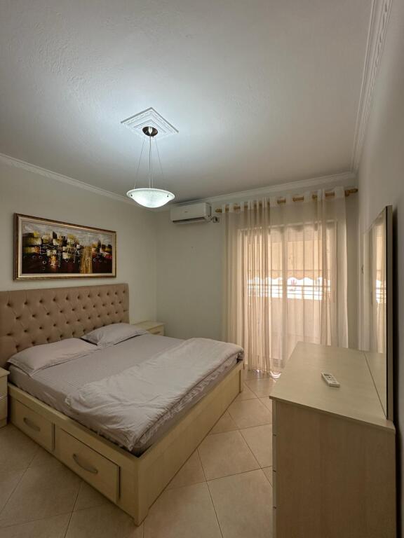 Qera, Apartament 2+1 , Don Bosko