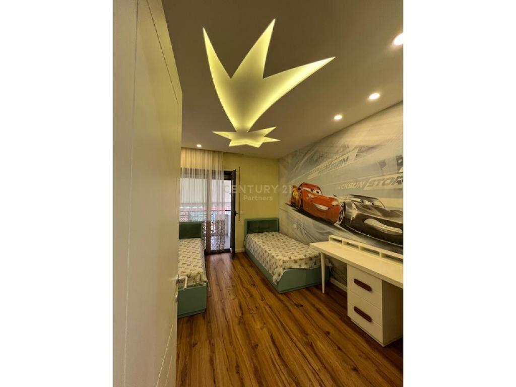 Apartament 2+1 me Verandë dhe Garazh në Kompleksin Delijorgji🌆