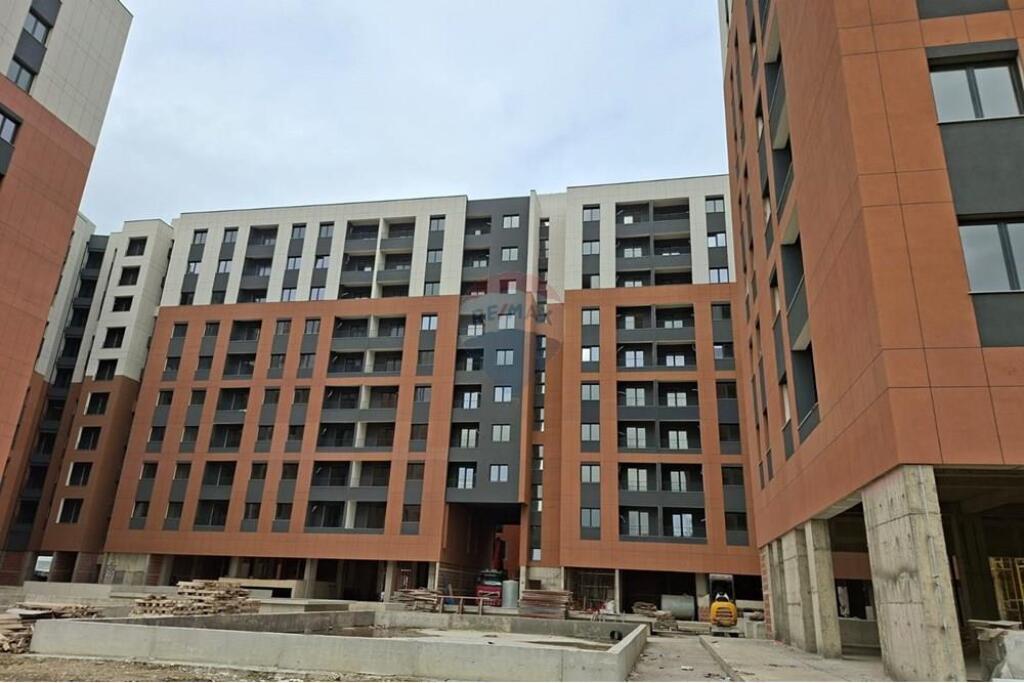 Astir, Shitet Apartament 2+1+2+Parkim