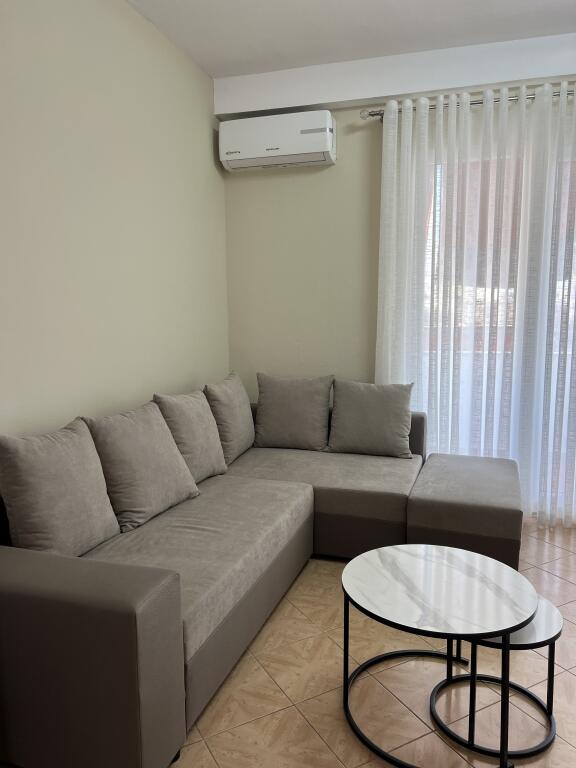 Jepet me qira 1+1 RR.Haxhi Dalliu prane Prokurorise 550€