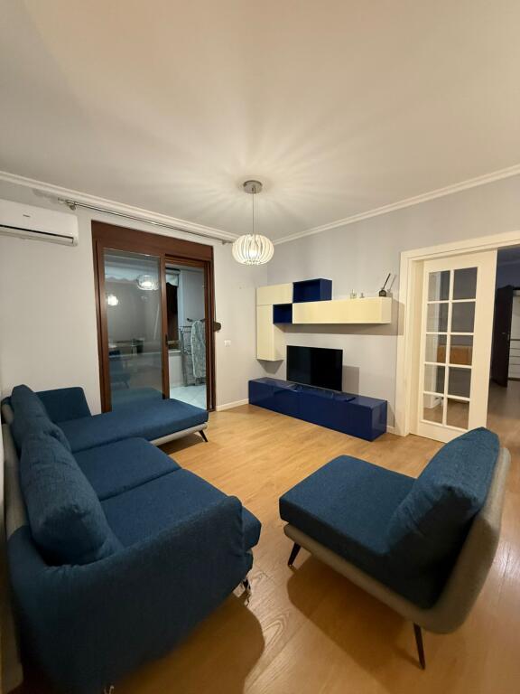 Apartament 1+1+ post parkimi ne Myslym Shyri