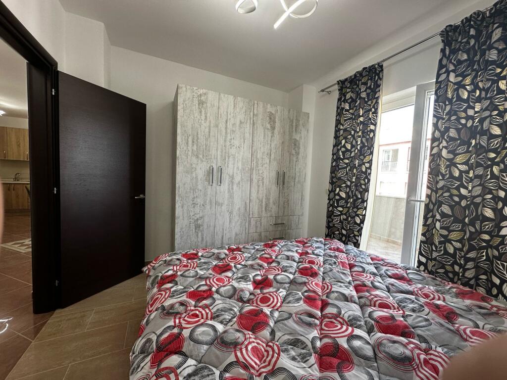 🏡 Shitet Apartament 2+1 tek Kompleksi Kolombo, pranë Oxhakut – Tiranë