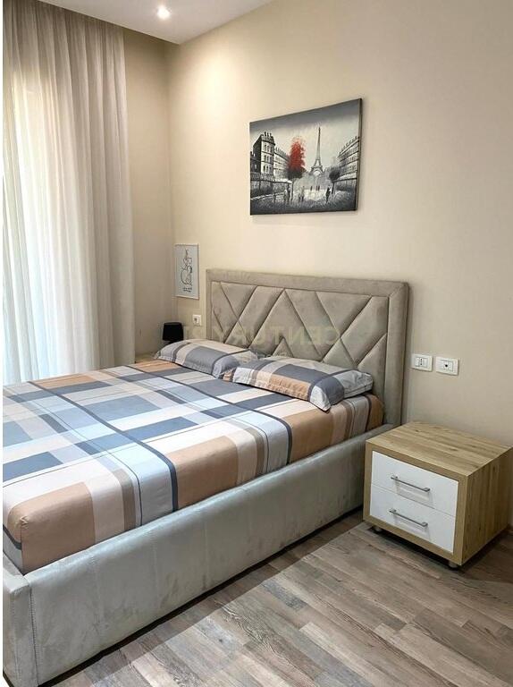 Apartament me qira 2+1, Kompleksi Mangalem