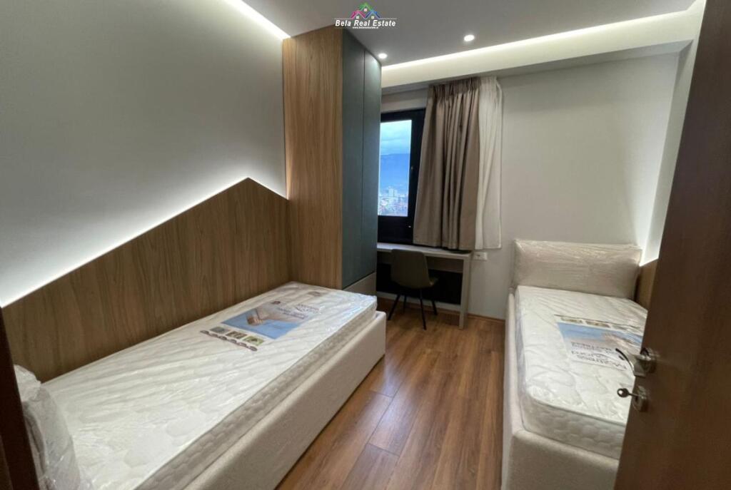 Apartament Me Qera 2+1 Tek Farmacia 10 (ID B2201530) Tirane