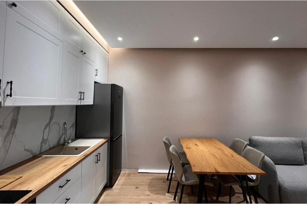 Apartament 1+1 me qira te Garda!