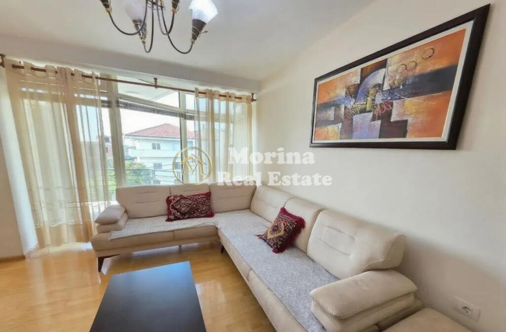 Qera, Vile 3 Kateshe, ne Farke, 1300 euro/muaj.