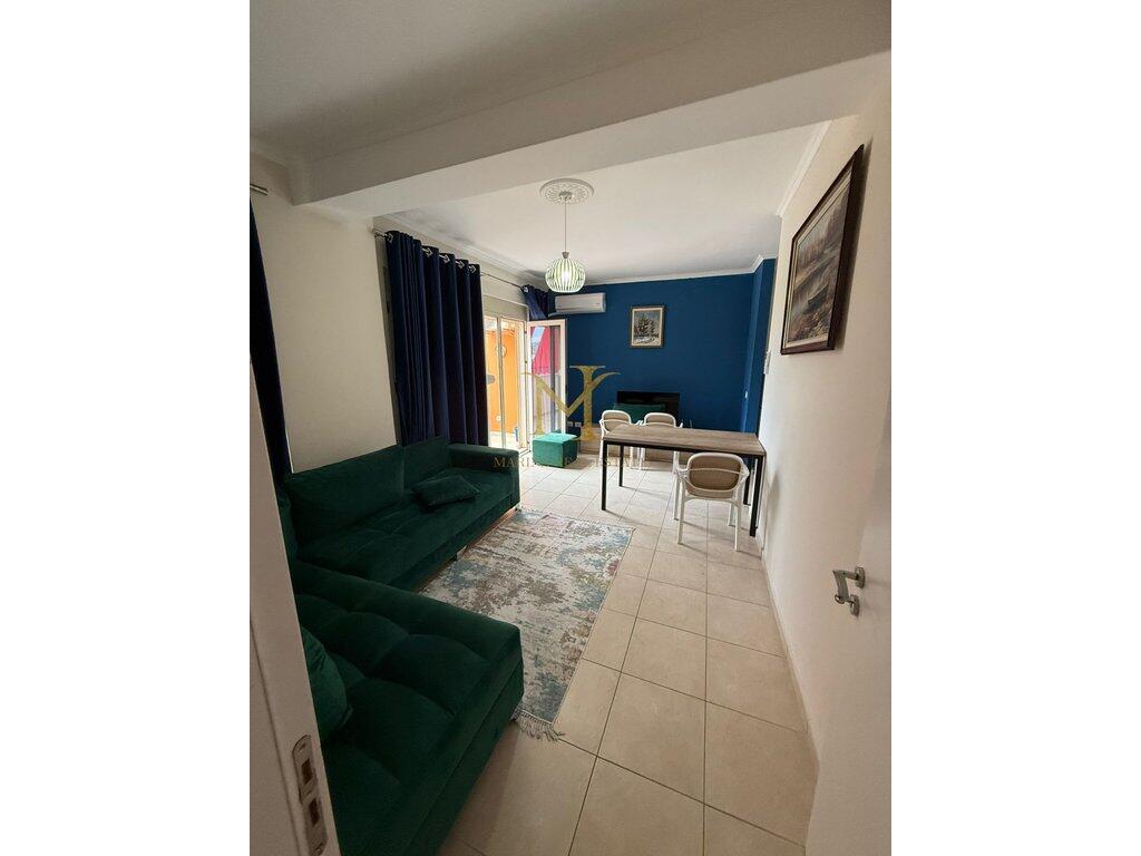 OFROHET PER QERA APARTAMENT 2+1 ME VERANDE NE PLEPA , DURRES !!