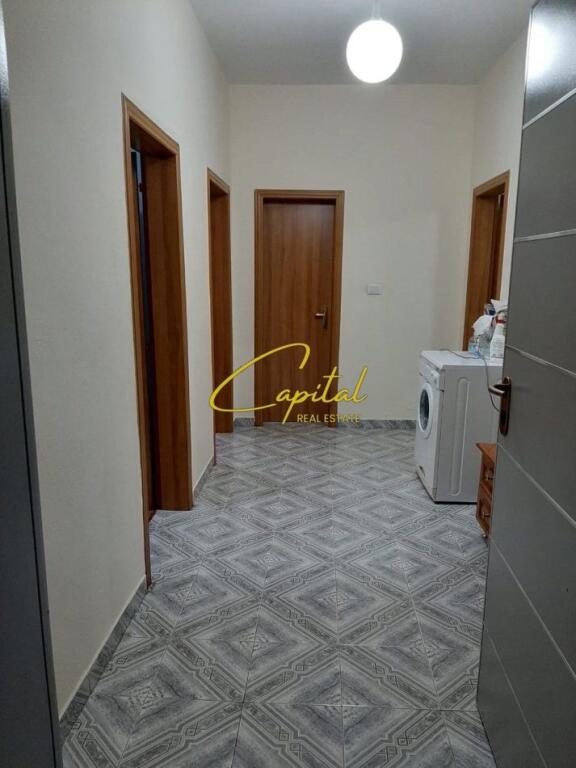 APARTAMENT ME QERA 2+1 5 MAJ 45.000 LEKE