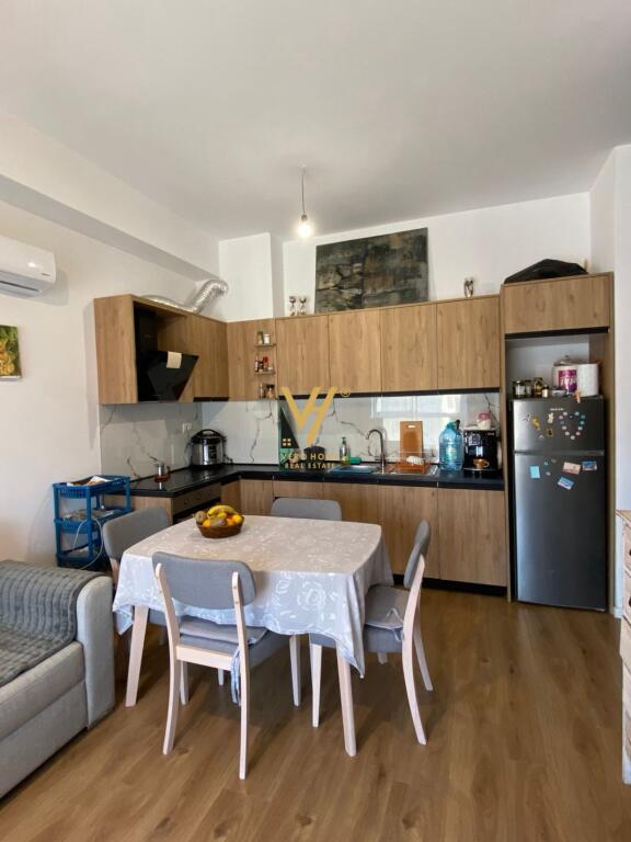 JEPET APARTAMENT 1+1+BLK ME QIRA NE ALI DEM, REZEIDENCA KAIMI 400 EURO