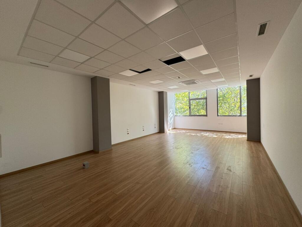 SPACE FOR RENT 384 M2 IN ALI DEMI !