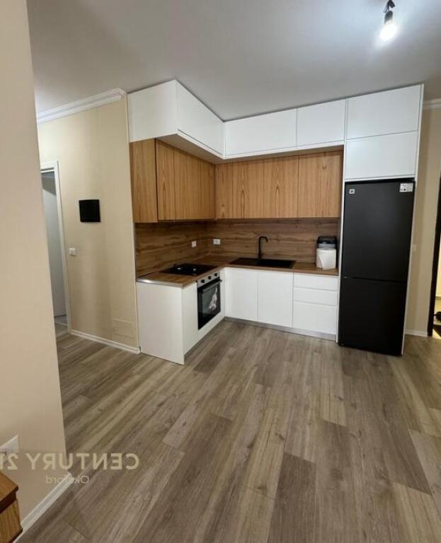 Apartament 2+1 me qira në Univers City!
