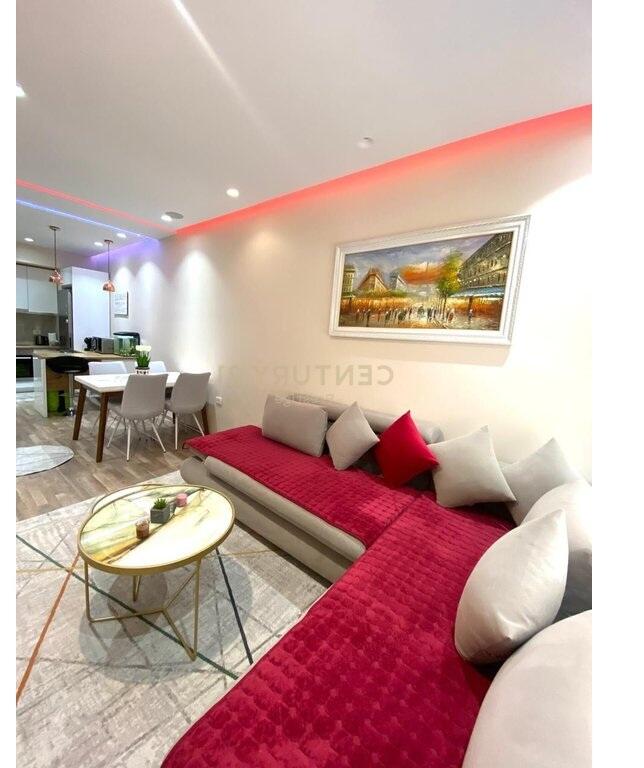 Apartament me qira 2+1, Kompleksi Mangalem